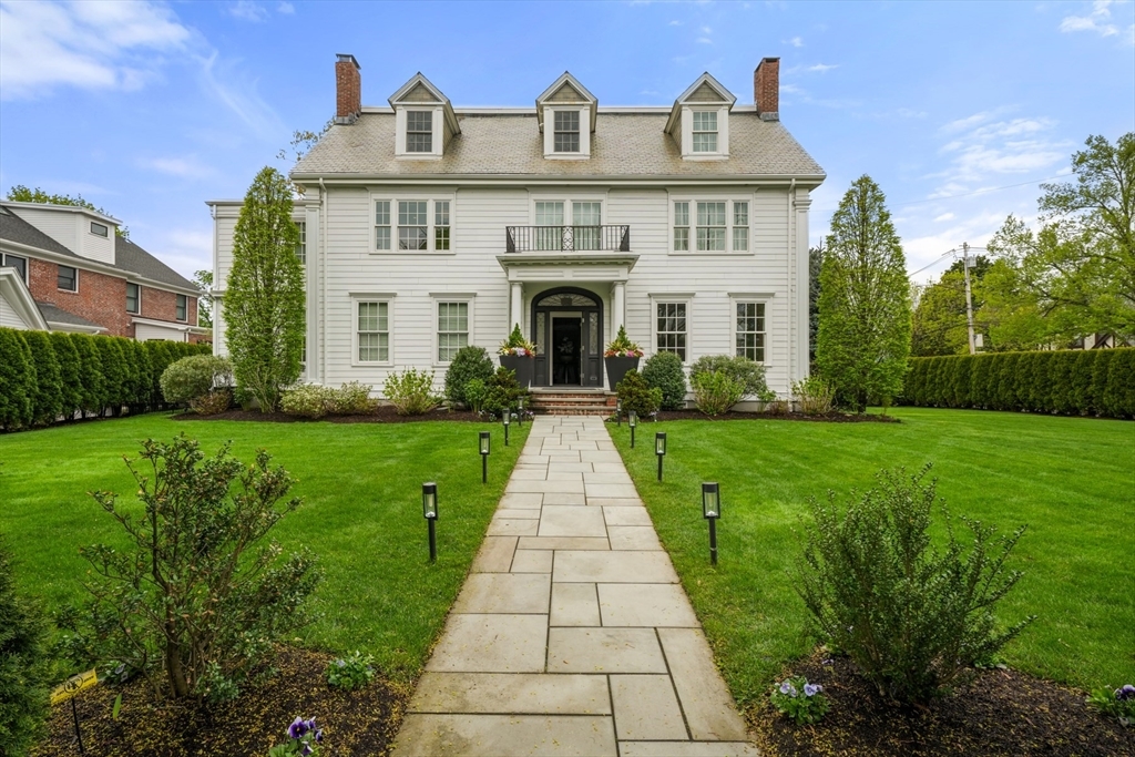 Center Steet Curb Appeal